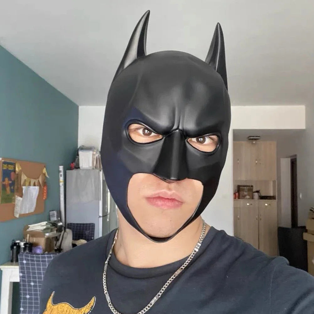 Masque Batman Réaliste en PVC Noir pour Adulte
