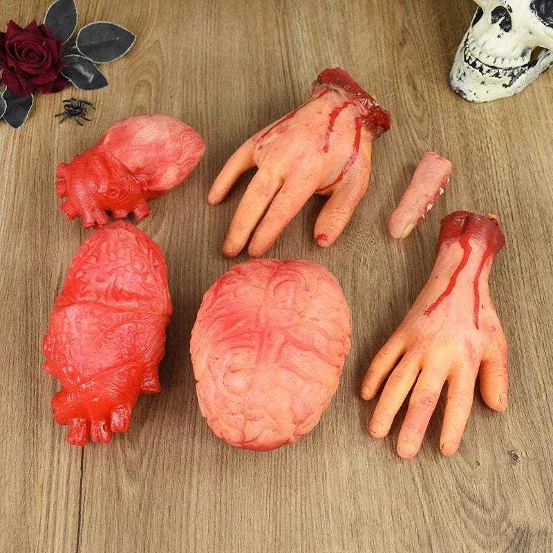 Membres et Cerveau Sanglants pour Halloween Horreur