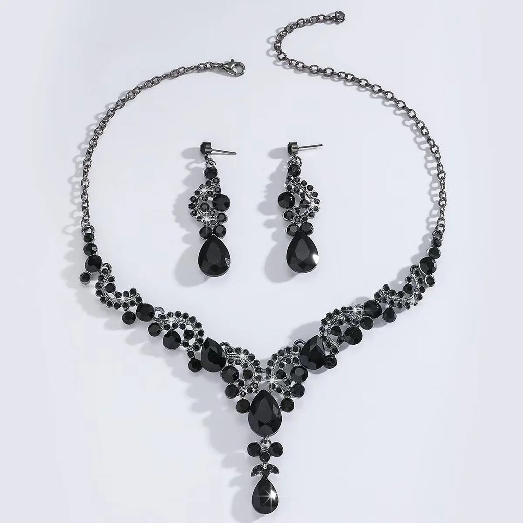 Parure Noire Couronne, Collier et Boucles Goutte