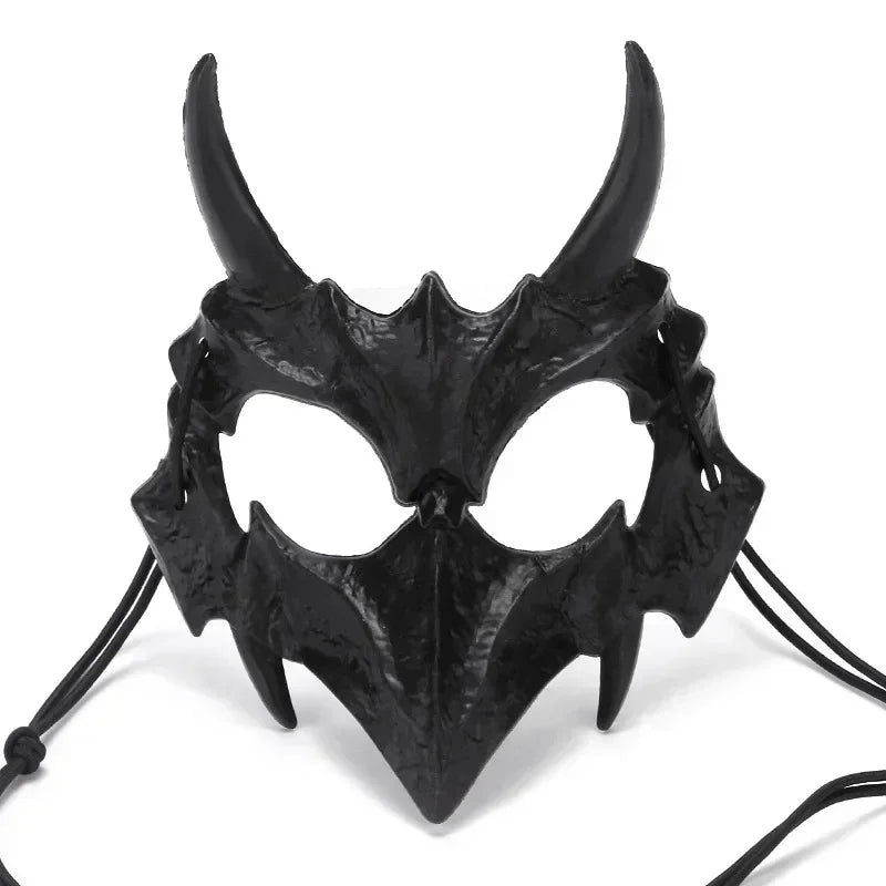 Masque Gueule de Bête à Crocs en Résine