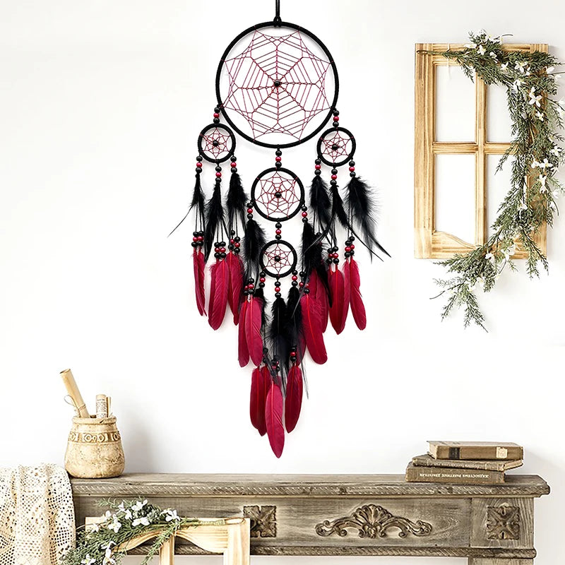 Attrape-Rêves Multi-Cercles Noir et Rouge à Plumes