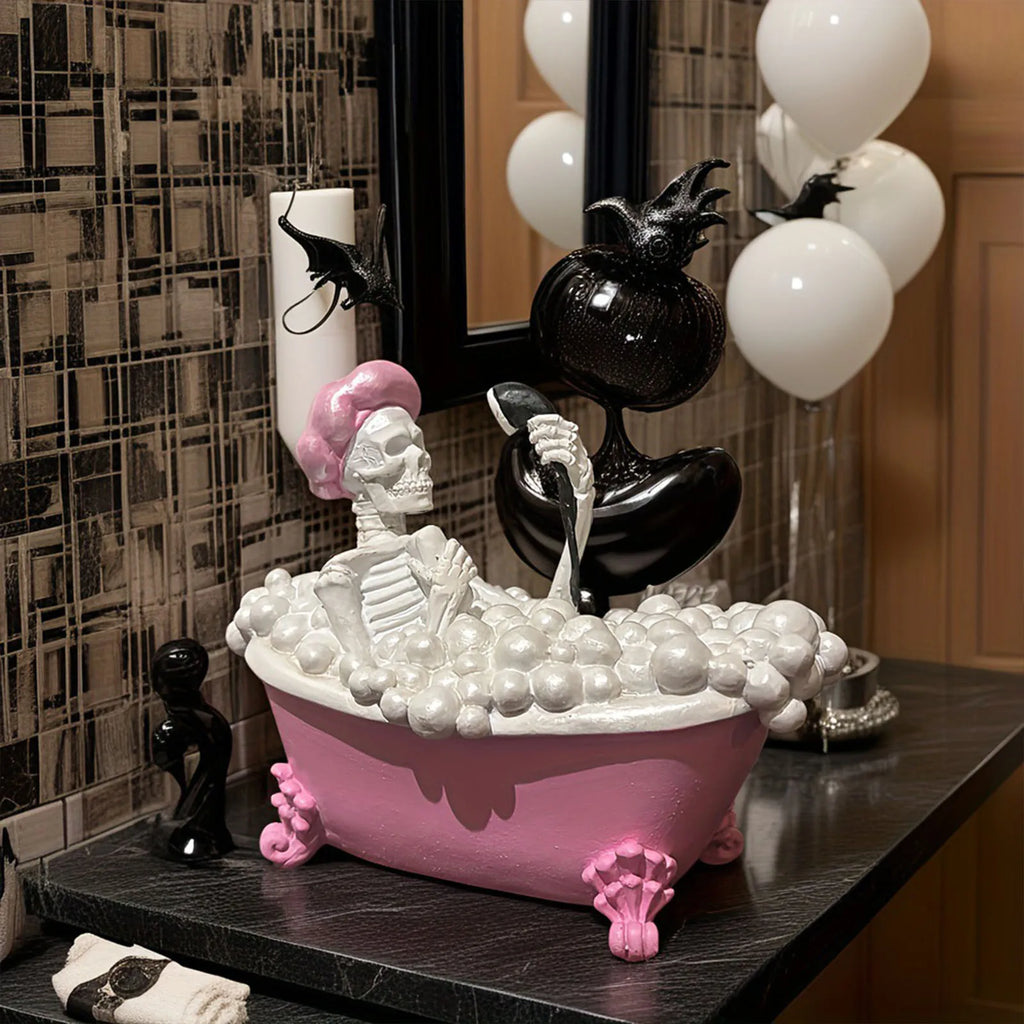 Figurine de Squelette Humoristique dans sa Baignoire Rose