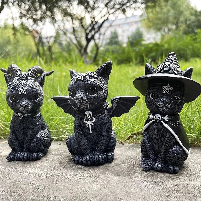Statuettes Chats Gothiques Noirs à Pentagramme en Résine