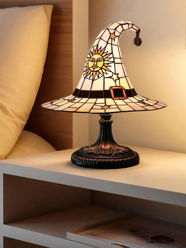 Lampe de Table en Vitrail Chapeau de Sorcière Soleil