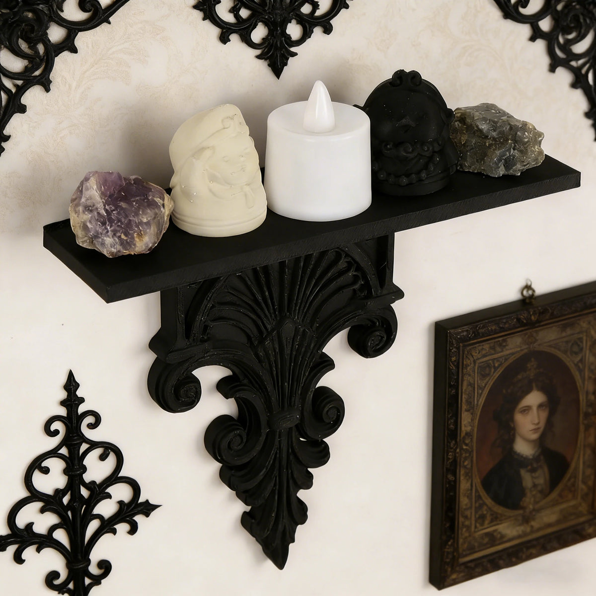 Console Murale Gothique Noire en Fonte Sculptée