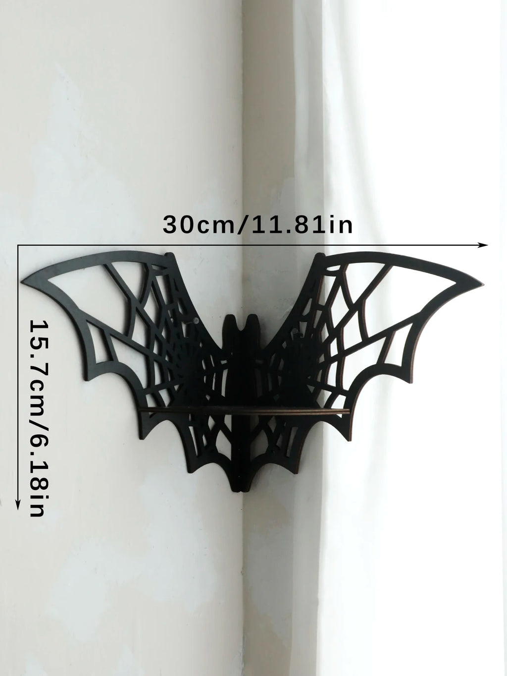 Étagère Murale Gothique en Bois Noir Chauve-Souris