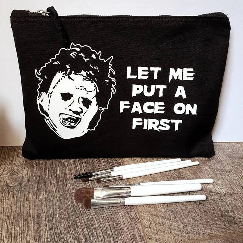 Trousse de Maquillage Noire 'Let Me Put a Face on First'