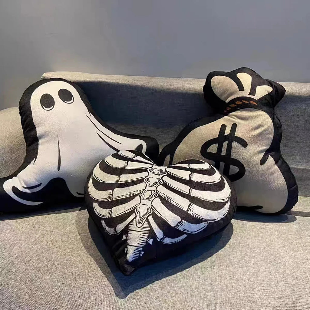 Coussin Gothique Fantôme et Squelette Noir