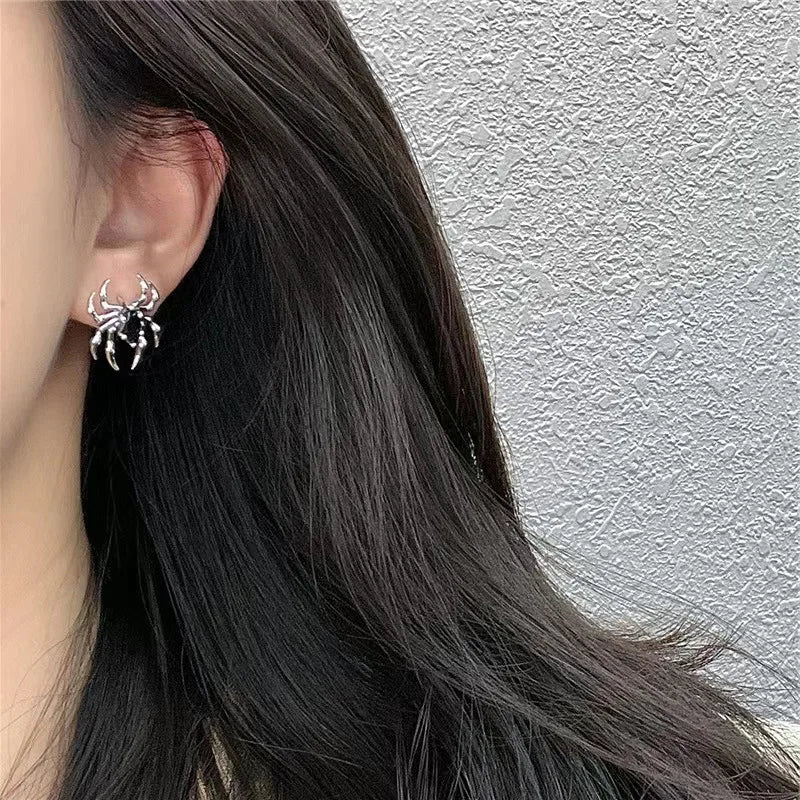 Boucles d'Oreilles Araignée Argentée à Pierre Noire