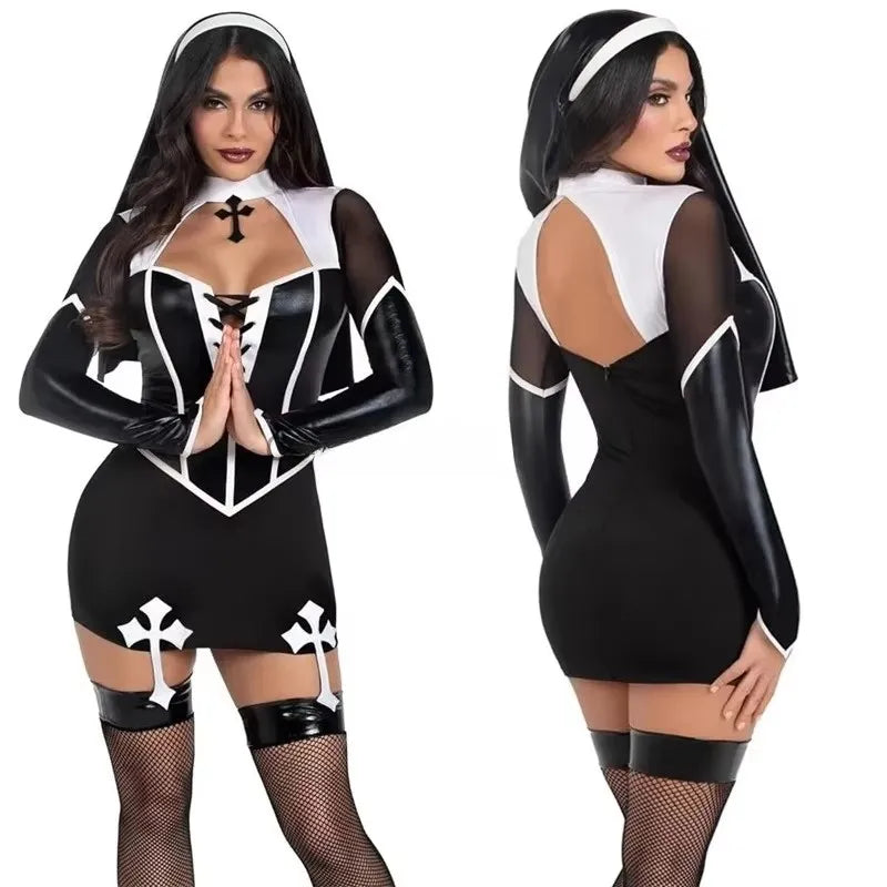 Déguisement de Nonne Sexy à Croix et Faux Cuir