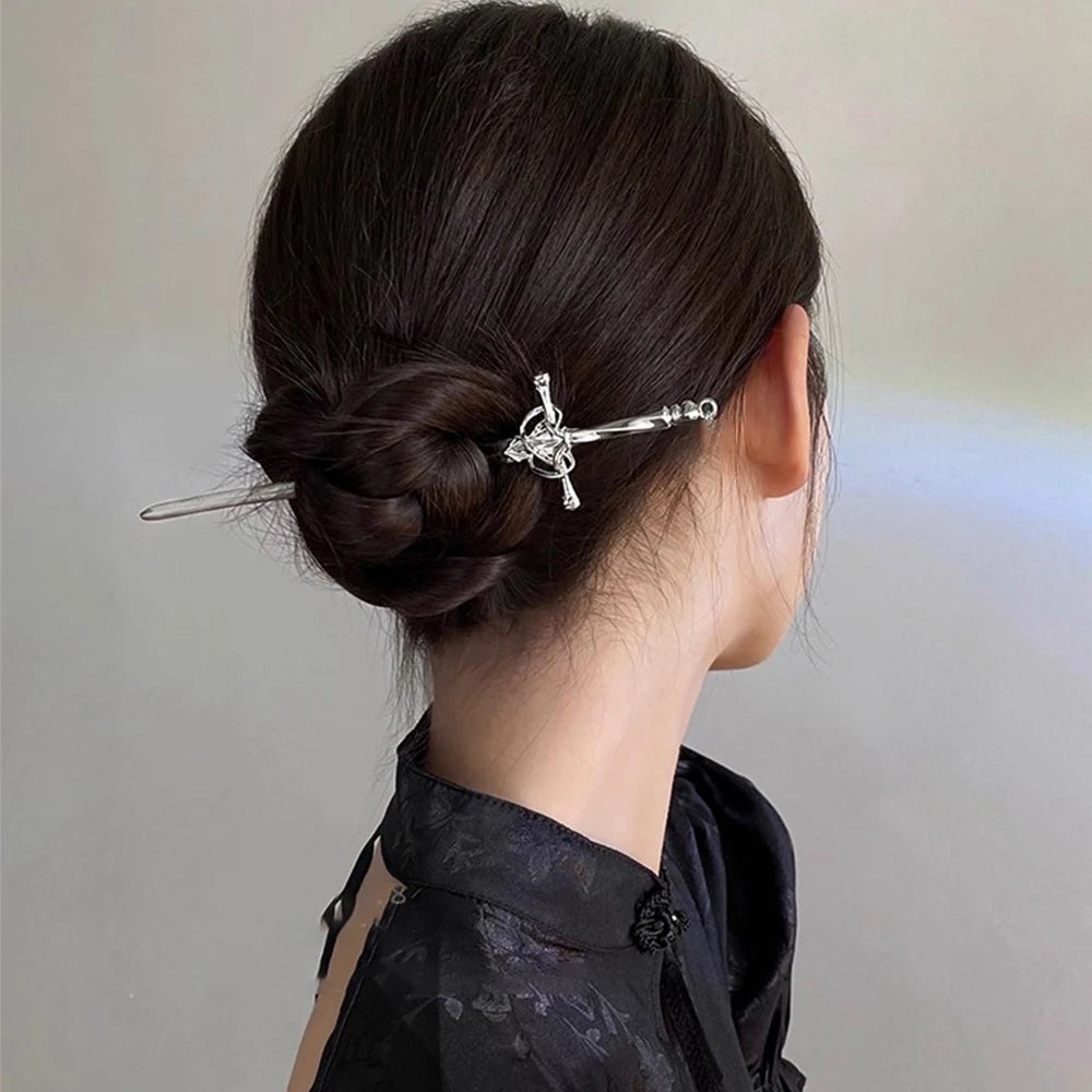 Pique à Cheveux Épée Médiévale en Métal Argenté