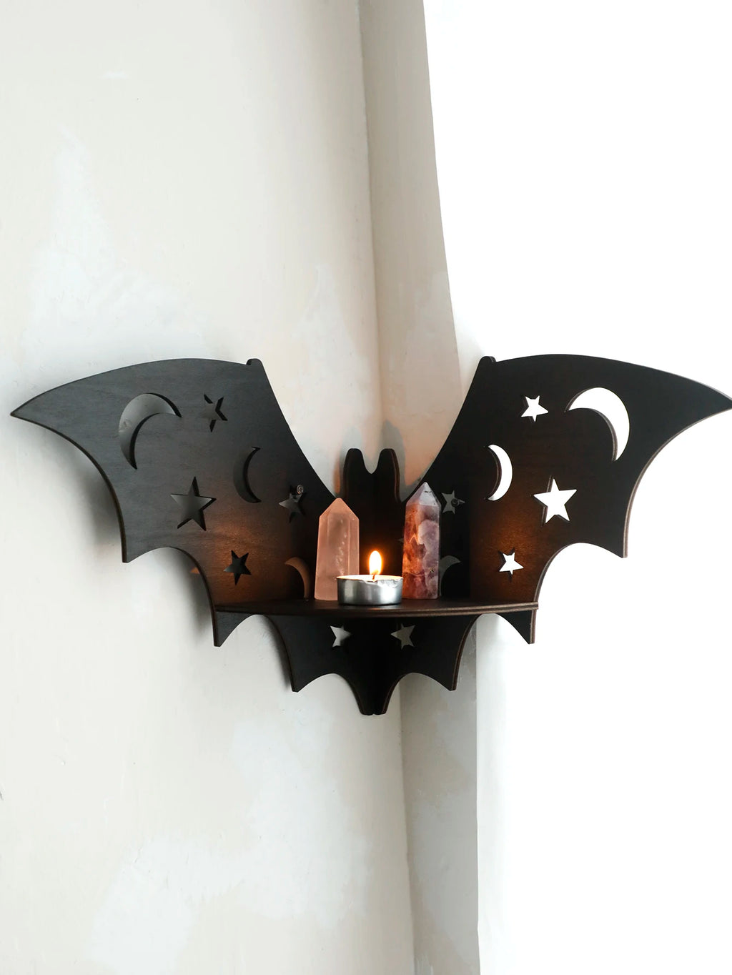 Étagère Murale Gothique en Bois Noir Chauve-Souris