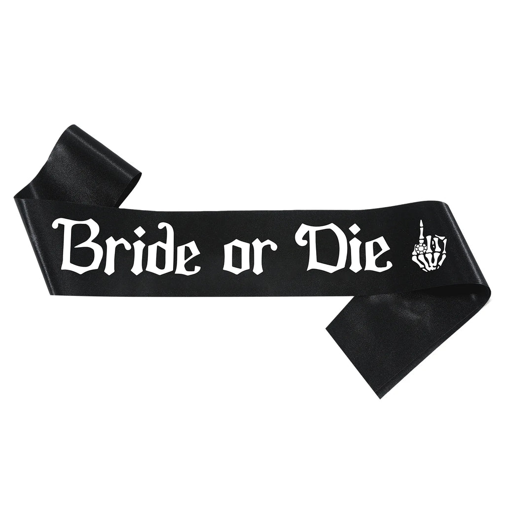 Kit de Mariée Gothique Noir Voile Tiare et Écharpes