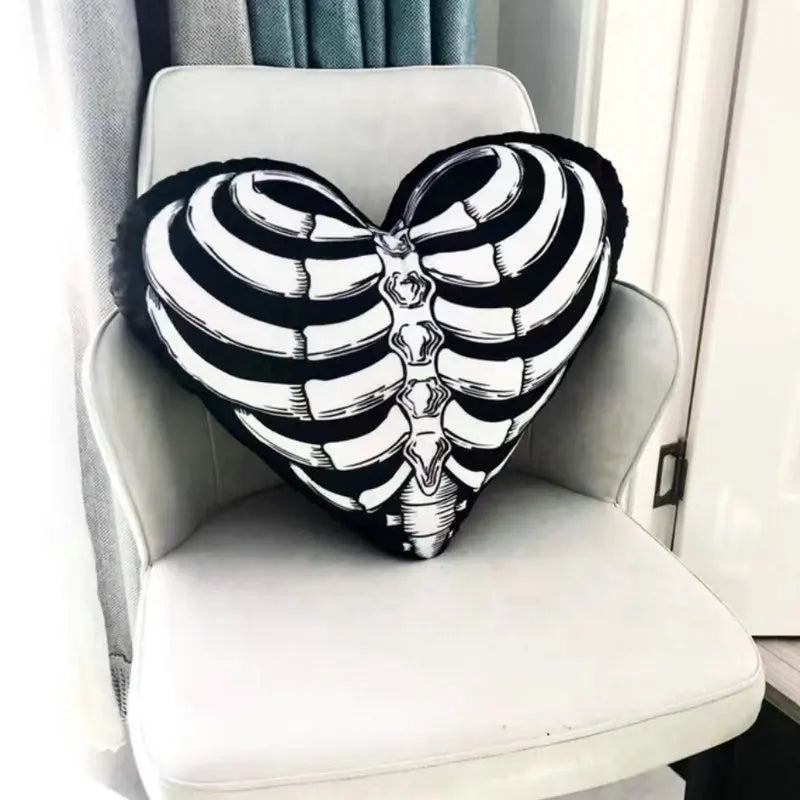 Coussin Gothique Fantôme et Squelette Noir