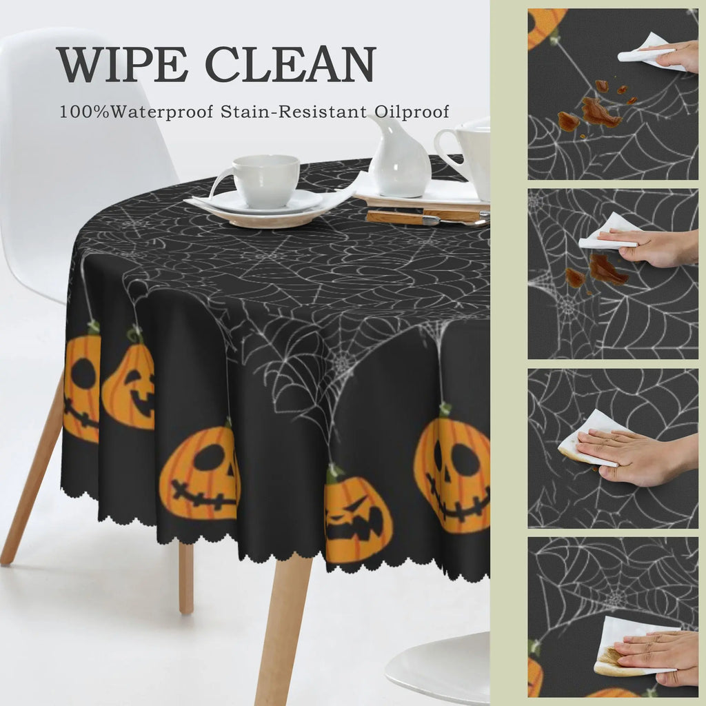 Nappe Ronde d'Halloween Noire à Toiles et Citrouilles
