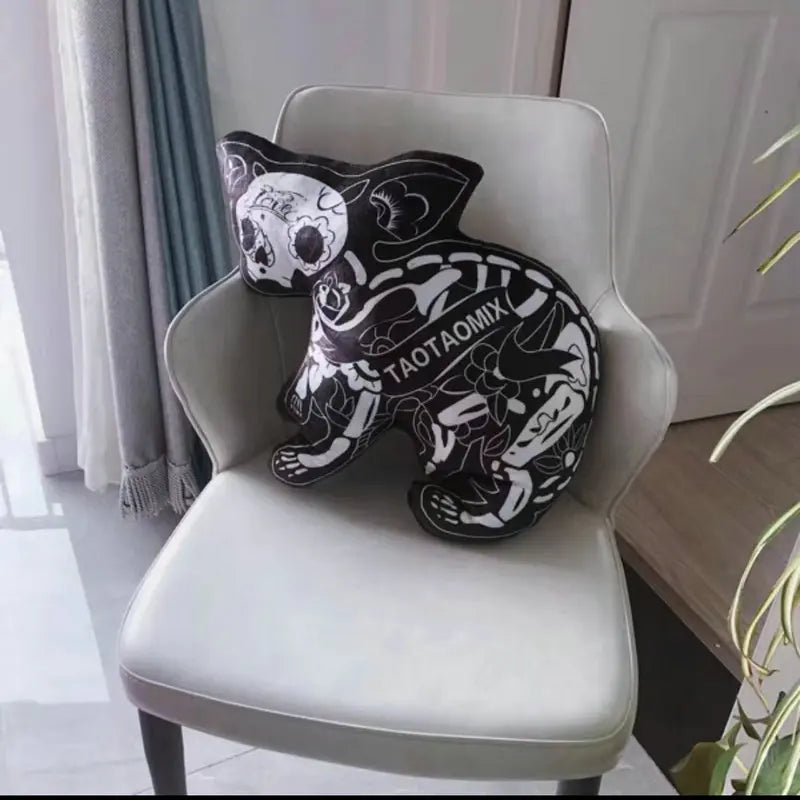 Coussin Gothique Fantôme et Squelette Noir