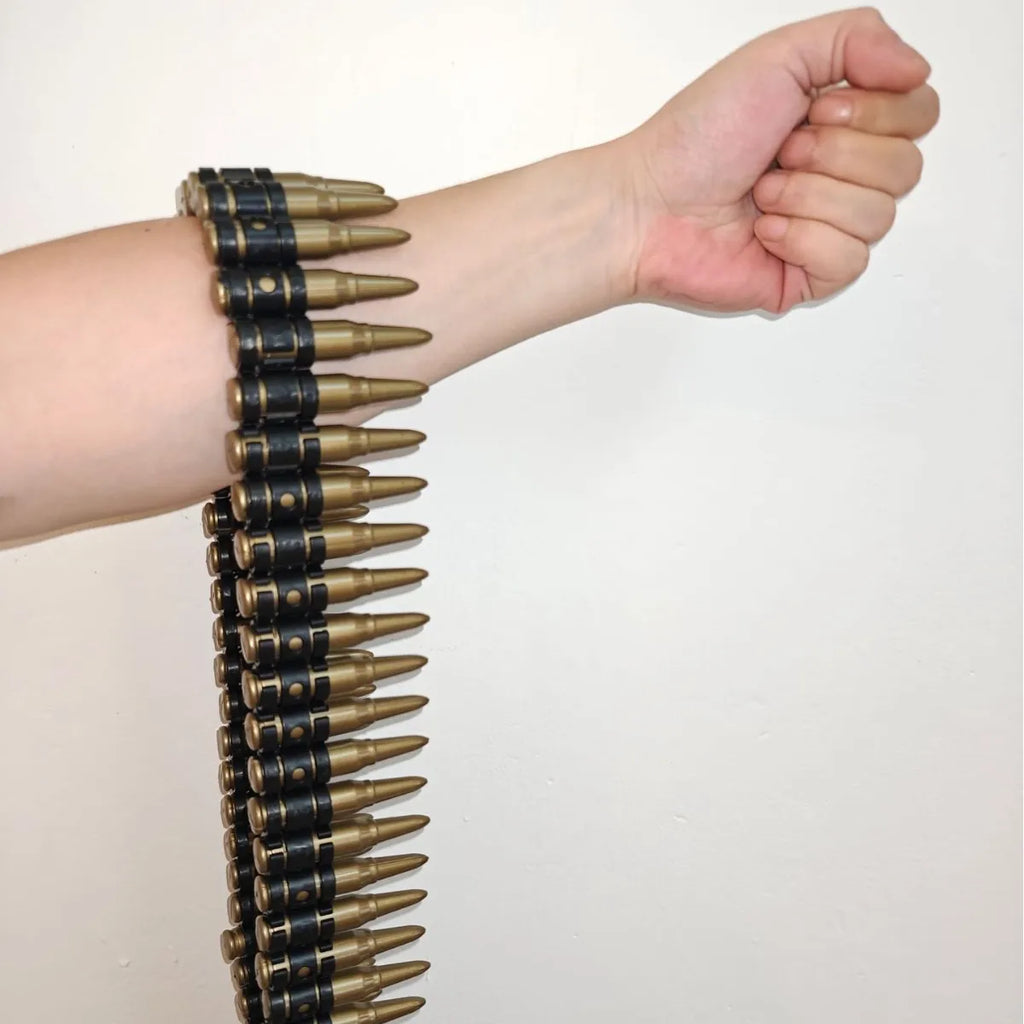 Bracelet en Chaîne à Faux Balles Noires et Dorées