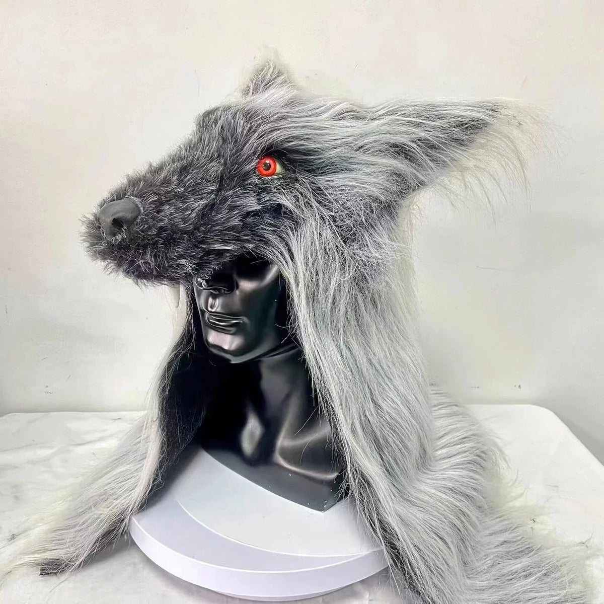 Masque de Loup-Garou Noir à Yeux Rouges et Crocs