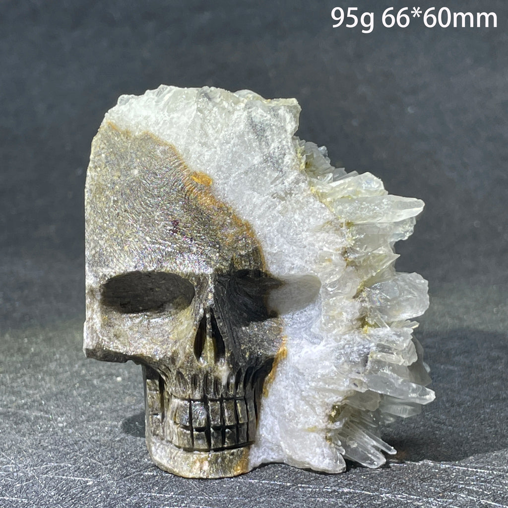 Crâne en Quartz Sculpté et Brut à Cristaux