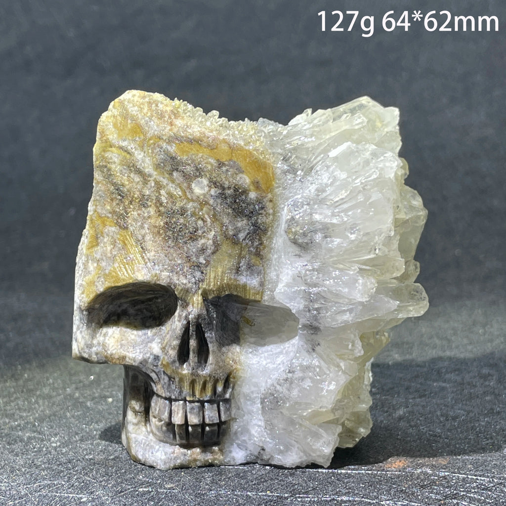 Crâne en Quartz Sculpté et Brut à Cristaux